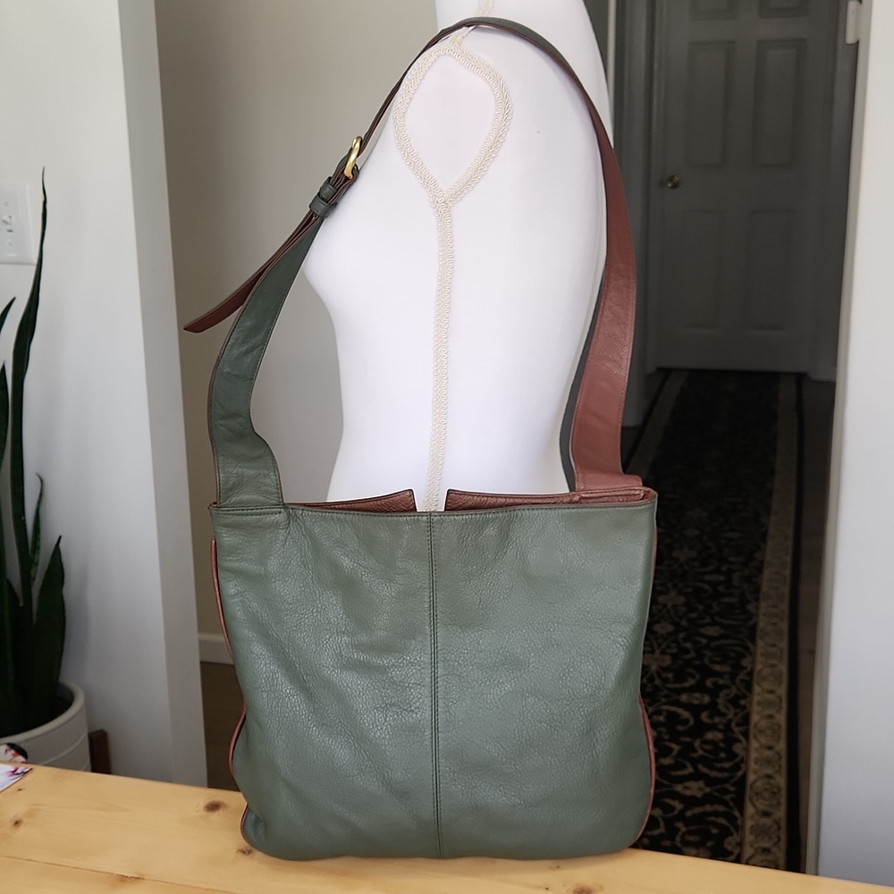 J.P. Ourse & Cie Park Avenue Crossbody Shoulder Bag - Picture 6 of 16
